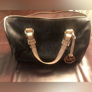 Michael Kors Monogram Grayson Large Satchel - Brown